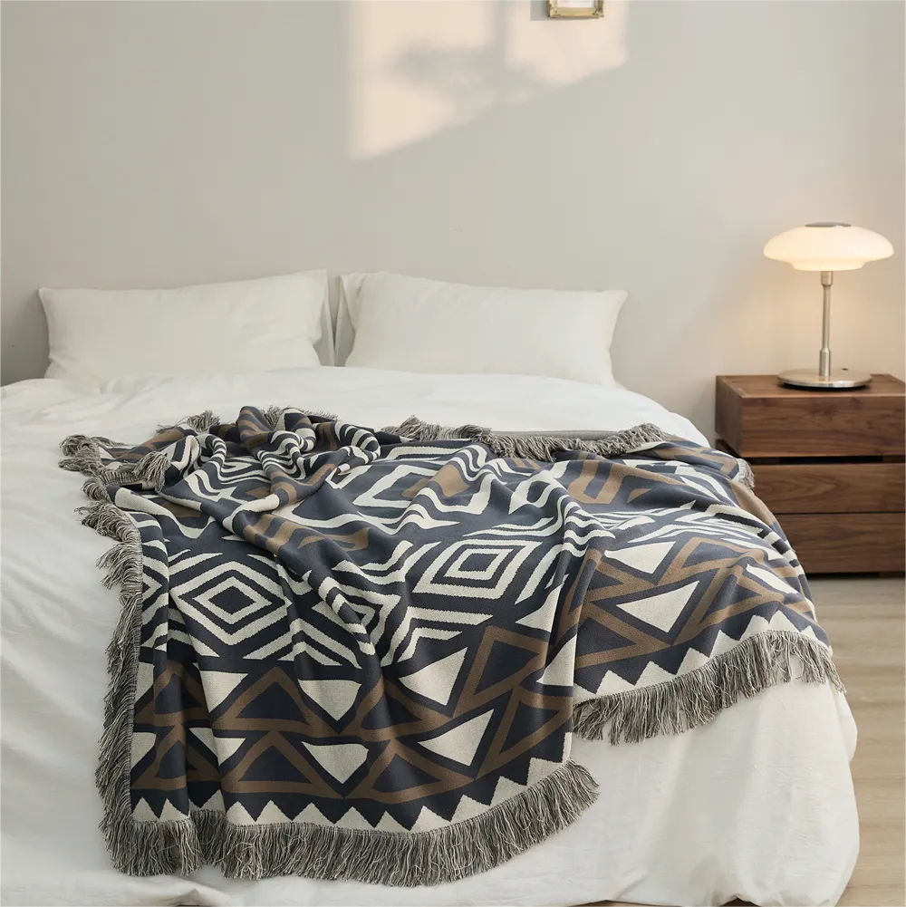 Bohemia Knitted Tassel Throw Blanket