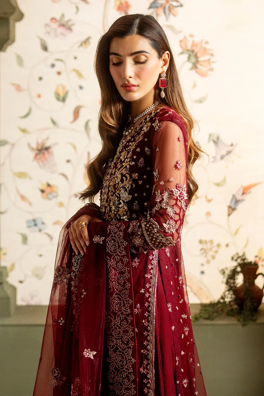 Neeshay Parinaaz Wedding Formals – SURI