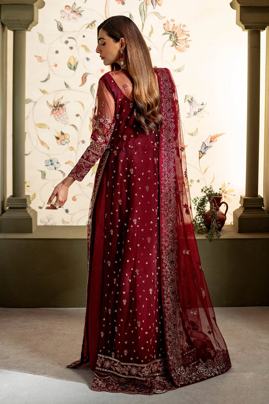 Neeshay Parinaaz Wedding Formals – SURI